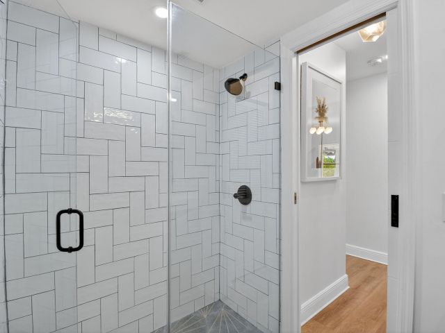 Продажа дома по адресу 1001 NE 16th Street - фото 6646368