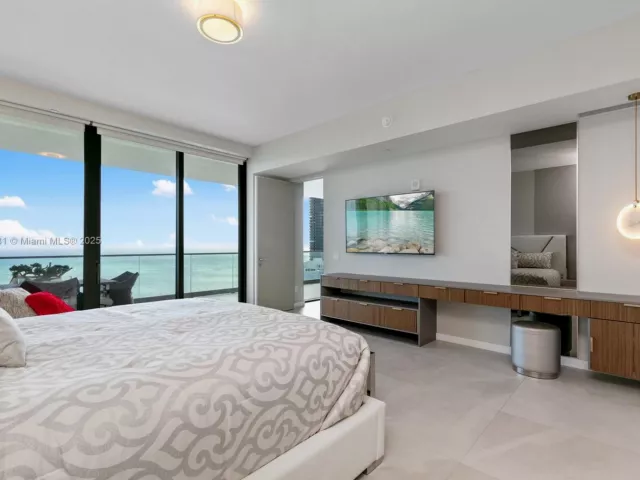 Продажа квартиры #3402 - фото 6653108