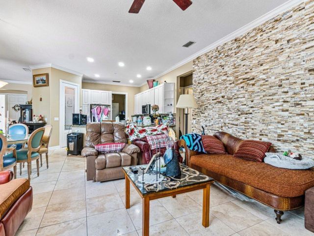 Продажа дома по адресу 7580 Red River Road - фото 6656504