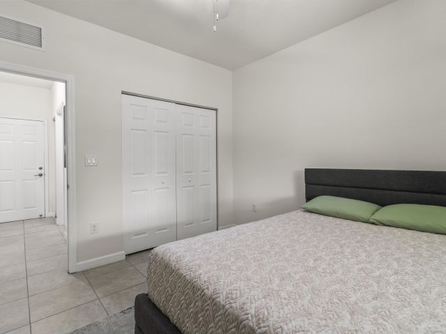 Продажа дома по адресу 11823 SW 151st Place - фото 6658417