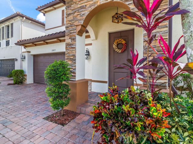 Продажа дома по адресу 11823 SW 151st Place - фото 6658433