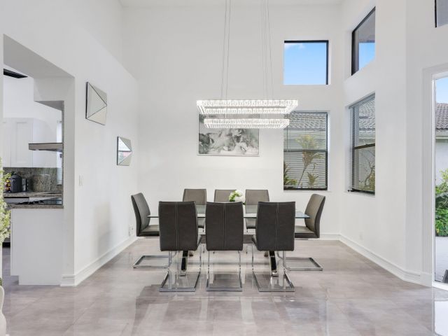 Продажа дома по адресу 10106 Spyglass Way - фото 6649310