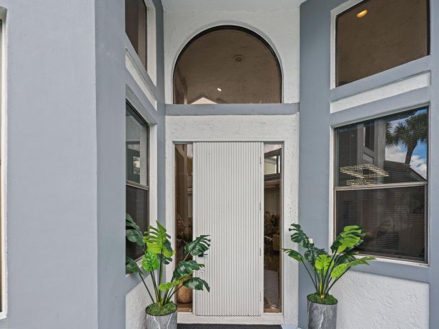 Продажа дома по адресу 10106 Spyglass Way - фото 6649313