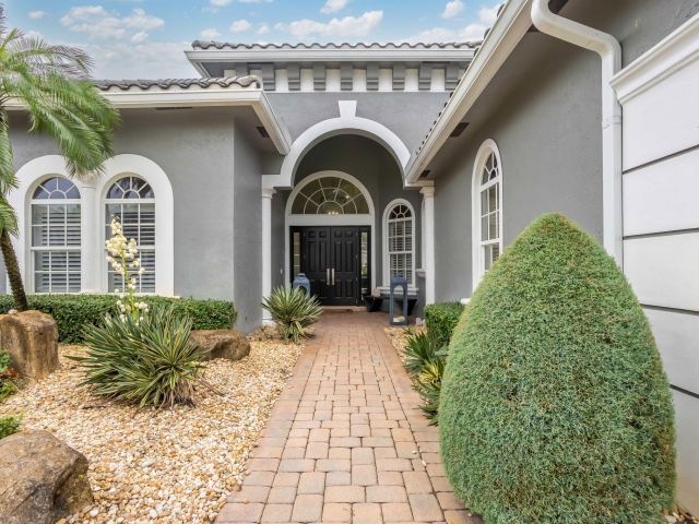 Продажа дома по адресу 6605 Grande Orchid Way - фото 6665479