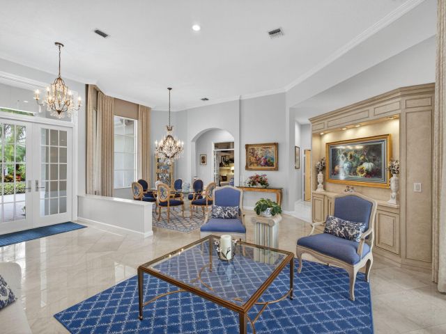 Продажа дома по адресу 8784 Lakes Boulevard - фото 6664701