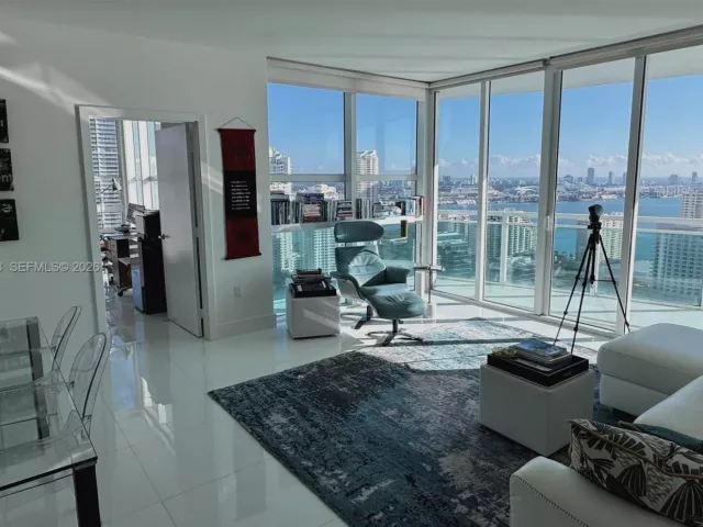 Продажа квартиры #3610 - фото 7461483