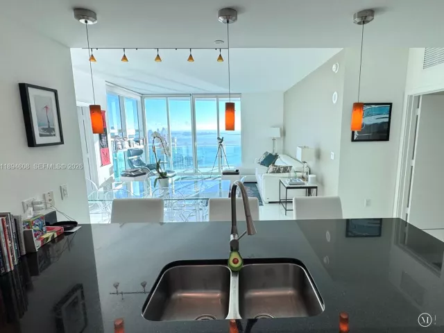 Продажа квартиры #3610 - фото 7461485