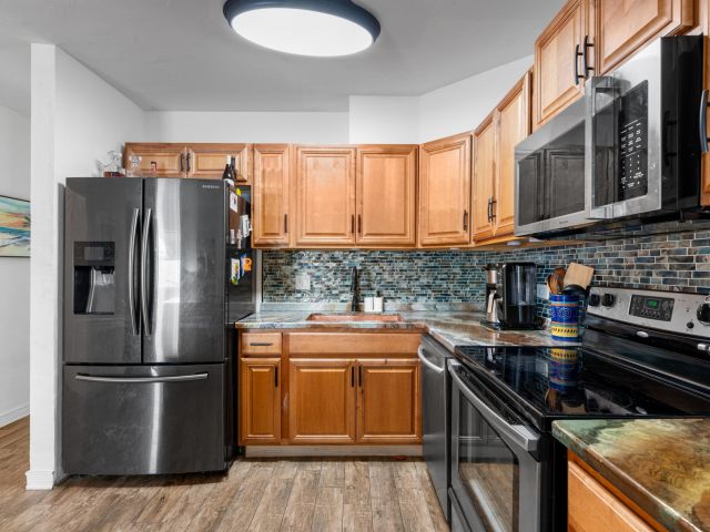 Продажа дома по адресу 3101 Glenwood Road - фото 6656443