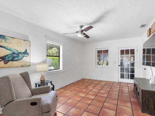 Продажа дома по адресу 3101 Glenwood Road - фото 6656444