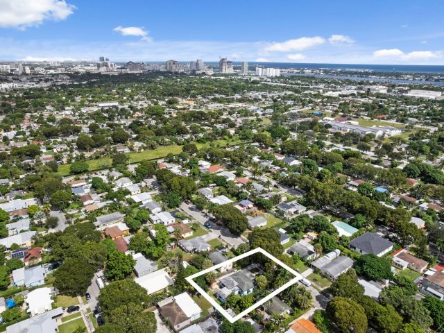 Продажа дома по адресу 3101 Glenwood Road - фото 6656448