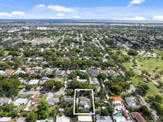 Продажа дома по адресу 3101 Glenwood Road - фото 6656454