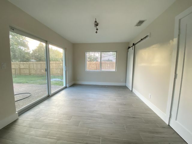 Дом в аренду по адресу 124 NW 9th Street - фото 6650856