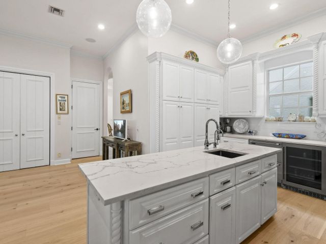 Продажа дома по адресу 201 Avila Road - фото 6657671