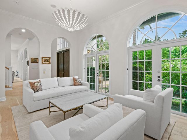 Продажа дома по адресу 201 Avila Road - фото 6657682