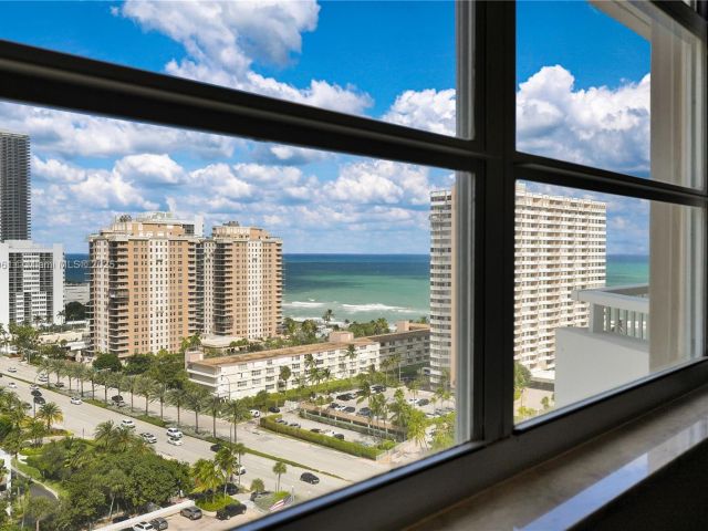 Квартира в аренду номер17F - фото 6657352