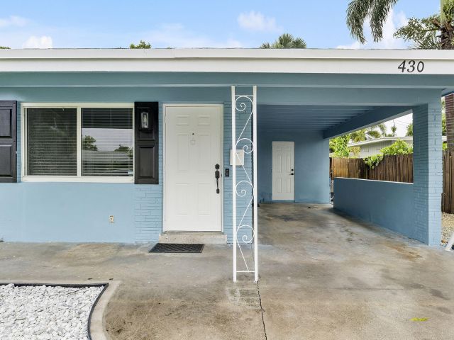 Дом в аренду по адресу 430 NE 49th Street - фото 6653307