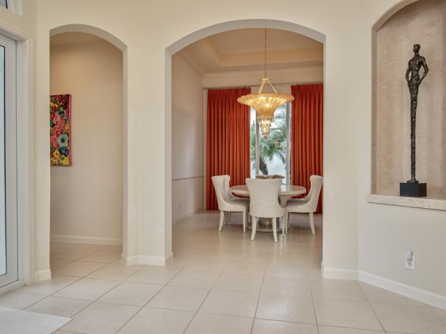 Продажа дома по адресу 7916 Montecito Place - фото 6656799