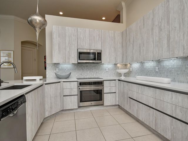 Продажа дома по адресу 7916 Montecito Place - фото 6656803