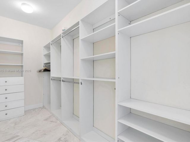 Квартира в аренду номер3507 - фото 6793224