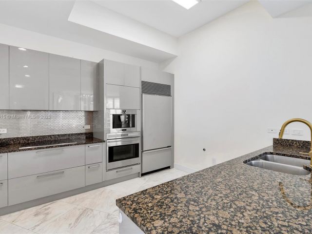 Квартира в аренду номер3507 - фото 6793229