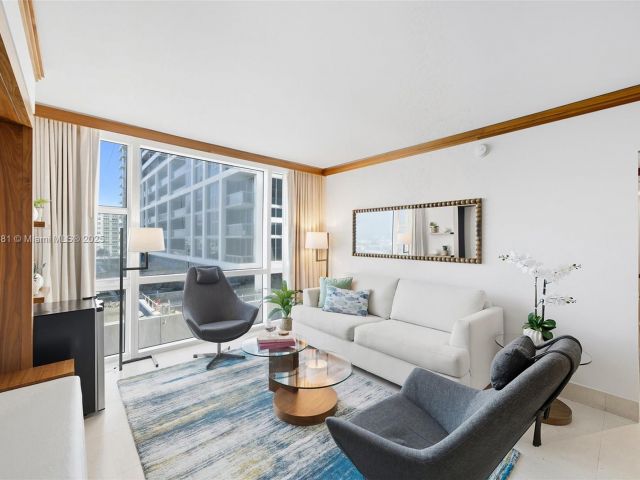 Квартира в аренду номер - фото 6725871