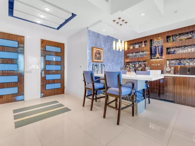 Продажа квартиры #705 - фото 6681185