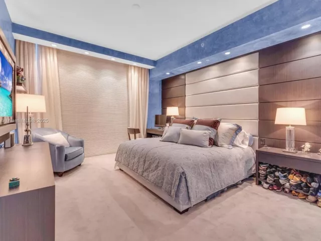 Продажа квартиры #705 - фото 6681171