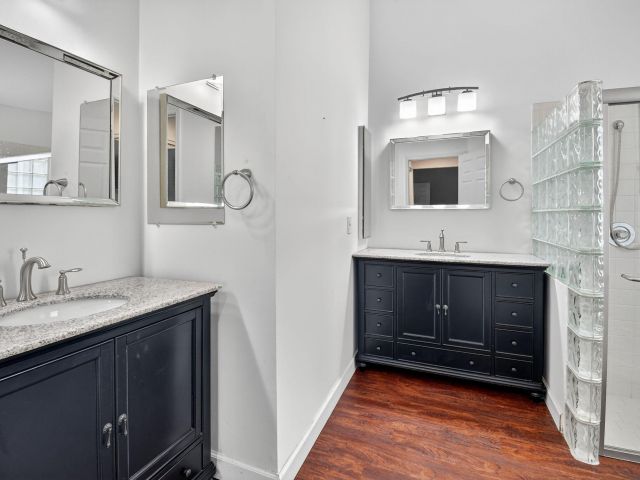 Продажа дома по адресу 7550 Ironbridge Circle - фото 6662170