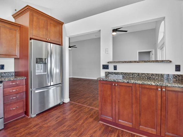 Продажа дома по адресу 7550 Ironbridge Circle - фото 6662177