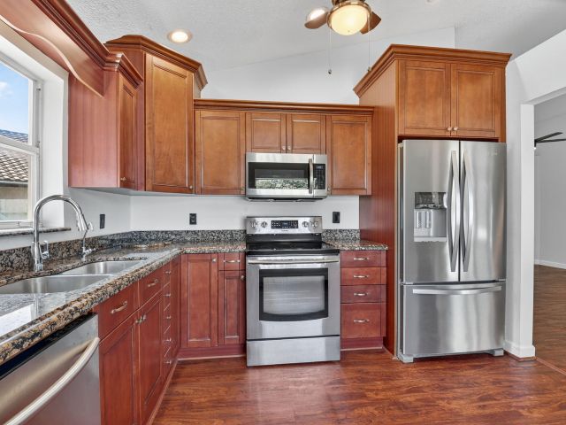 Продажа дома по адресу 7550 Ironbridge Circle - фото 6662178