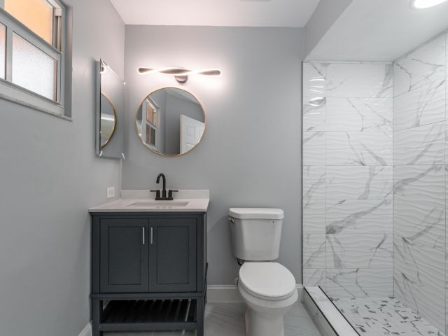 Продажа дома по адресу 2502 Ambassador Avenue - фото 6653334