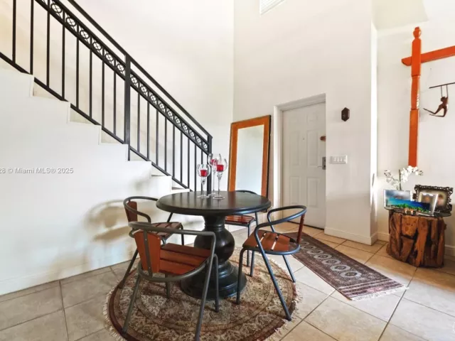 Продажа дома по адресу 888 S Douglas Rd 113 - фото 6676186