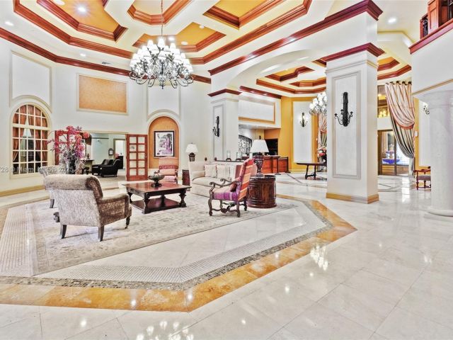 Продажа дома по адресу 888 S Douglas Rd 113 - фото 6676195