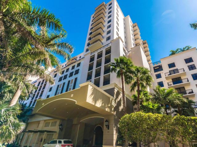 Продажа дома по адресу 888 S Douglas Rd 113 - фото 6676198