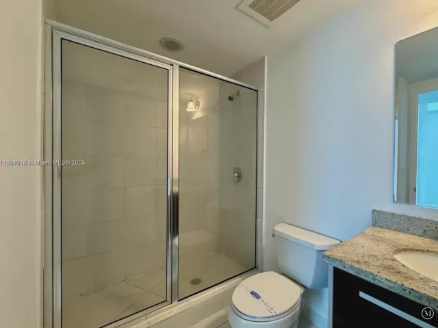 Продажа квартиры #2411 - фото 7516069