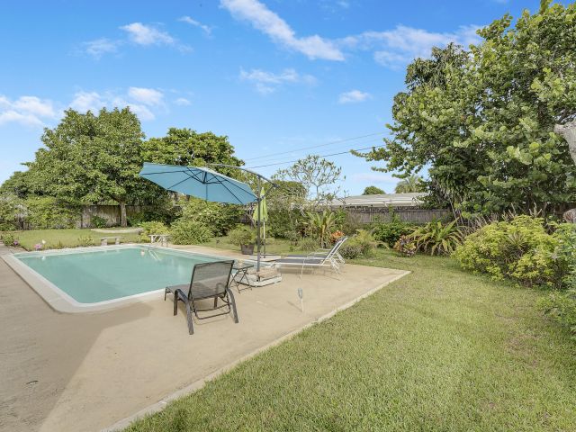 Продажа дома по адресу 2709 Mores Road - фото 6656266