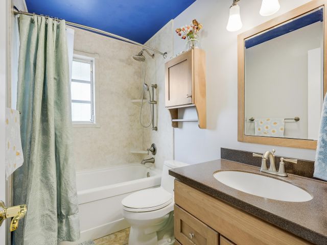 Продажа дома по адресу 2709 Mores Road - фото 6656269