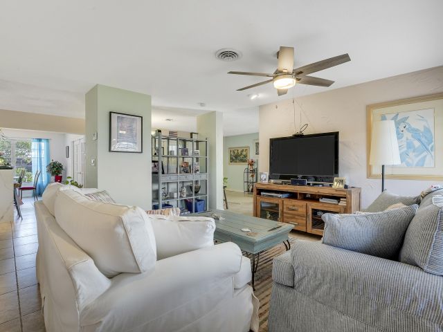 Продажа дома по адресу 2709 Mores Road - фото 6656280