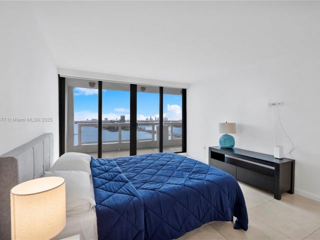 Квартира в аренду номерA-1733 - фото 6696142