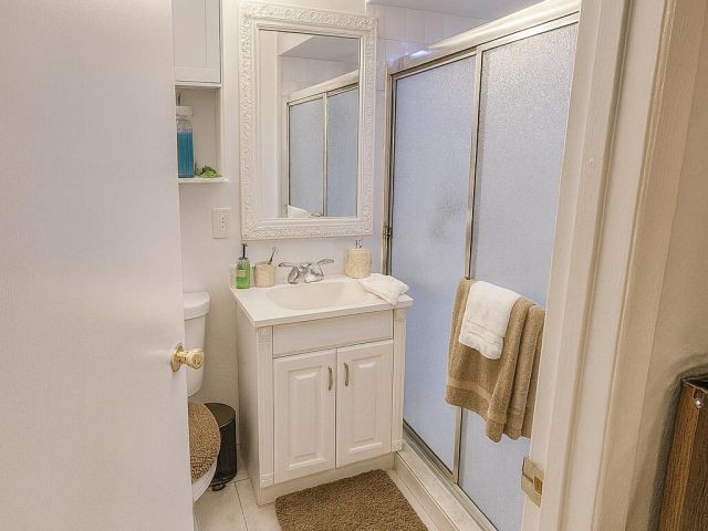 Продажа дома по адресу 2084 Laura Lane - фото 6659746