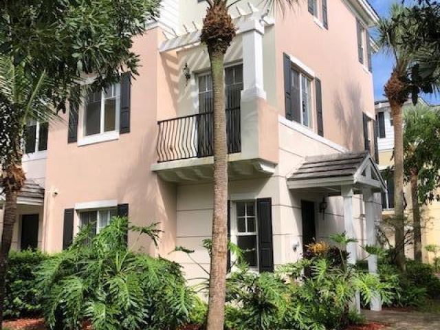 Дом в аренду по адресу 3847 NW 5th Terrace - фото 6655915