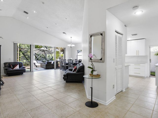 Продажа дома по адресу 20335 Tierra Del Sol Court - фото 6655869