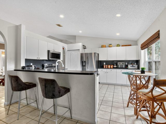 Продажа дома по адресу 9343 Tango Terrace - фото 6655879