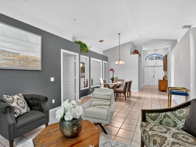 Продажа дома по адресу 9343 Tango Terrace - фото 6655882