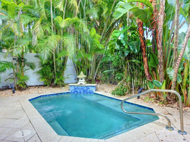 Дом в аренду по адресу 4230 NW 60th Drive - фото 6689442