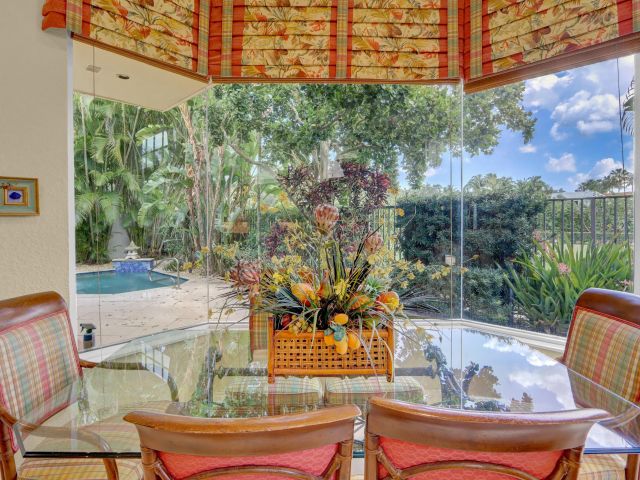 Дом в аренду по адресу 4230 NW 60th Drive - фото 6689446