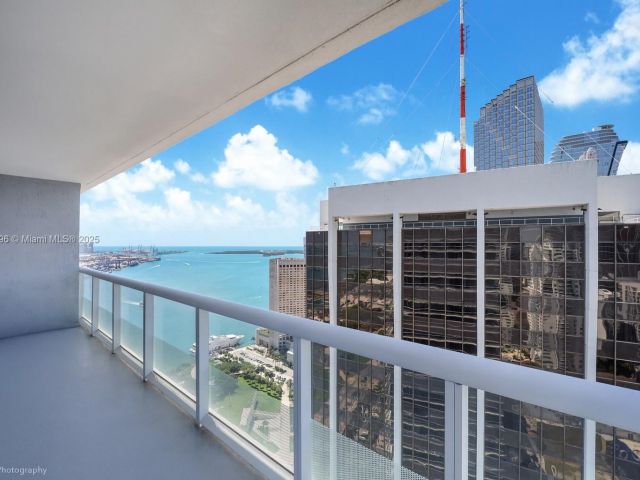 Продажа квартиры #4311 - фото 6661239