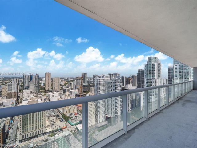 Продажа квартиры #4311 - фото 6661240