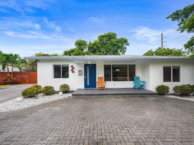 Дом в аренду по адресу 1137 NE 1st Avenue - фото 6687513