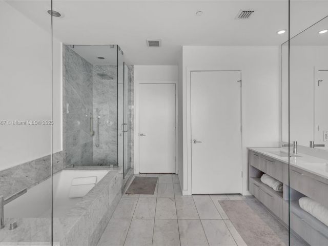 Продажа квартиры #4302 - фото 6659709